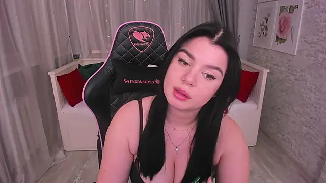 Snapshot of MelanieCarterr chatting on December 2024 11:13:02 PM MelanieCarterr online show from December 2024 11:13:02 PM