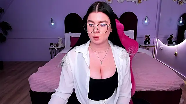 Snapshot of MelanieCarterr chatting on January 2025 07:18:02 PM MelanieCarterr online show from January 2025 07:18:02 PM