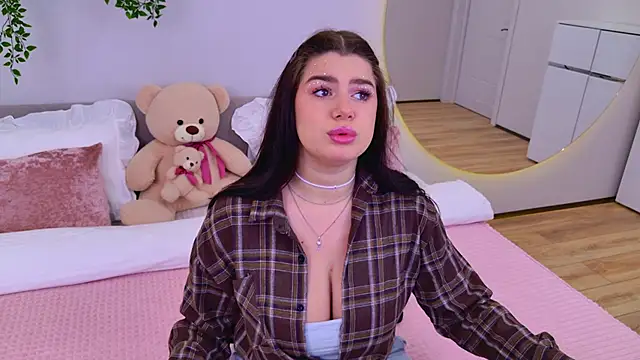 Snapshot of MelanieCarterr chatting on September 2025 04:01:02 PM MelanieCarterr online show from September 2025 04:01:02 PM