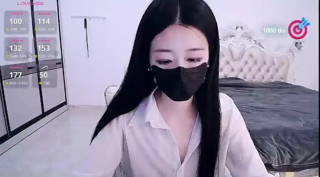 Snapshot of CN-xiaofei chatting on March 2025 10:45:01 AM CN-xiaofei online show from March 2025 10:45:01 AM