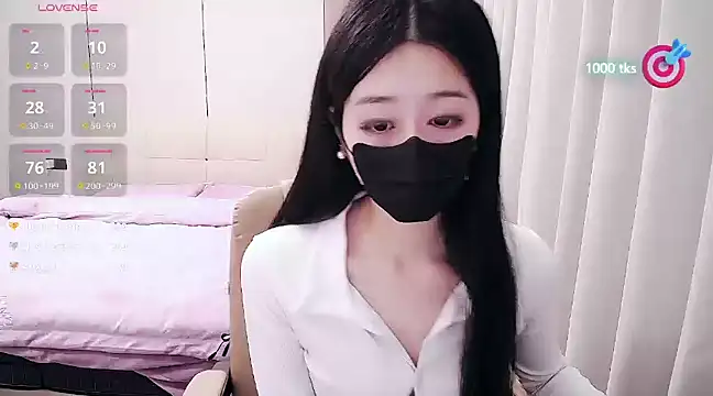 Snapshot of CN-xiaofei chatting on March 2025 09:13:01 AM CN-xiaofei online show from March 2025 09:13:01 AM