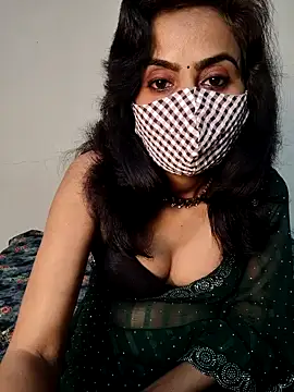 Snapshot of Raat_ki_rani_ chatting on February 2025 04:42:02 PM Raat ki rani online show from February 2025 04:42:02 PM