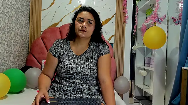 Snapshot of valeria_rivera1 chatting on March 2026 02:10:01 PM valeria rivera1 online show from March 2026 02:10:01 PM