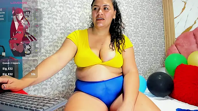 Snapshot of valeria_rivera1 chatting on April 2026 07:04:02 PM valeria rivera1 online show from April 2026 07:04:02 PM