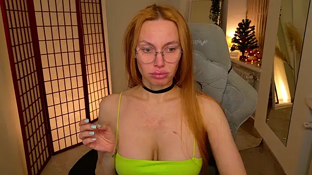 Snapshot of Love_Call chatting on December 2025 05:24:02 AM Love Call online show from December 2025 05:24:02 AM