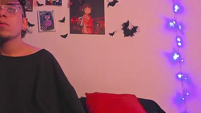 Snapshot of Hot_Teens69 chatting on October 2025 03:40:01 AM Hot Teens69 online show from October 2025 03:40:01 AM