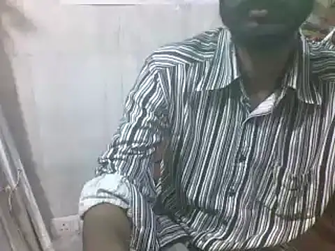 Snapshot of Desi_GfBf chatting on March 2025 03:51:01 PM Desi GfBf online show from March 2025 03:51:01 PM