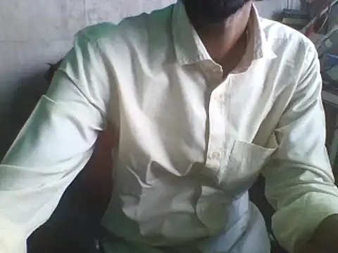 Snapshot of Desi_GfBf chatting on March 2025 09:09:02 AM Desi GfBf online show from March 2025 09:09:02 AM