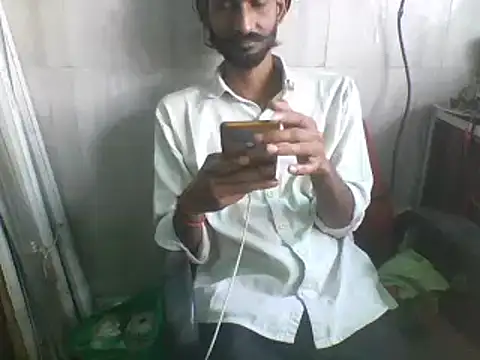 Snapshot of Desi_GfBf chatting on March 2025 06:47:02 AM Desi GfBf online show from March 2025 06:47:02 AM