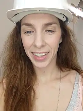 YourSuperModel online show from October 2025 01:14:01 PM