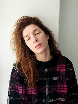 YourSuperModel online show from November 2025 06:27:01 AM