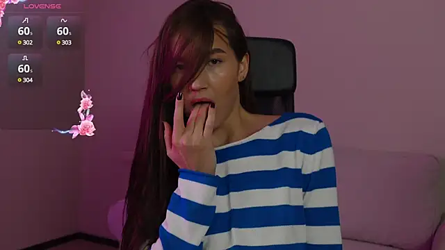 Bellla Haddid online show from March 2025 01:37:02 PM