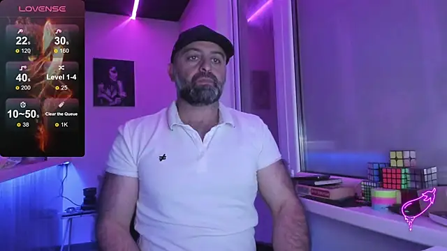 MAGABEAR077 online show from October 2025 09:51:02 AM