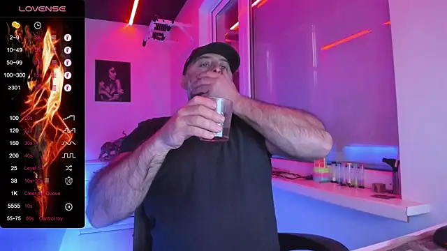 MAGABEAR077 online show from April 2026 11:27:02 AM