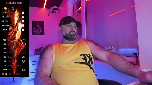 MAGABEAR077 online show from May 2026 04:01:01 PM