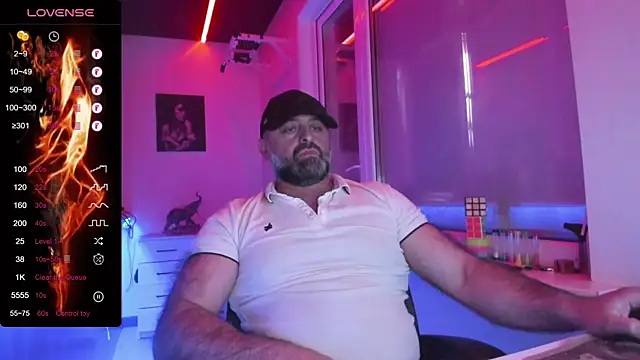 MAGABEAR077 online show from May 2026 04:07:02 AM