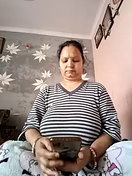 Kavya kapoor online show from February 2025 02:40:02 AM
