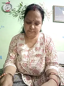 Kavya kapoor online show from February 2025 01:33:01 PM
