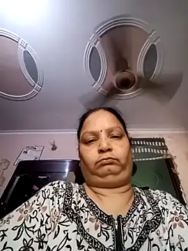 Snapshot of Kavya_kapoor chatting on October 2025 04:35:02 AM Kavya kapoor online show from October 2025 04:35:02 AM