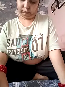 Snapshot of Kavya_kapoor chatting on November 2025 04:40:02 AM Kavya kapoor online show from November 2025 04:40:02 AM