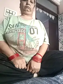 Snapshot of Kavya_kapoor chatting on November 2025 03:27:02 AM Kavya kapoor online show from November 2025 03:27:02 AM