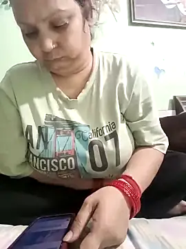 Snapshot of Kavya_kapoor chatting on November 2025 05:48:01 PM Kavya kapoor online show from November 2025 05:48:01 PM