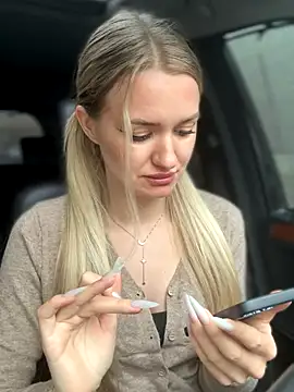 Devill Angel  online show from November 2025 10:04:02 AM