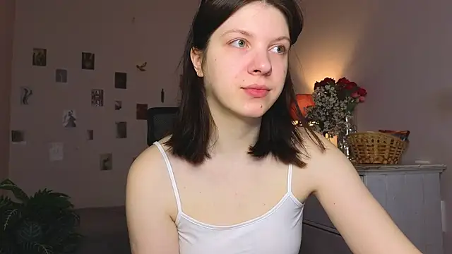Baby Evalena online show from April 2026 06:17:01 AM
