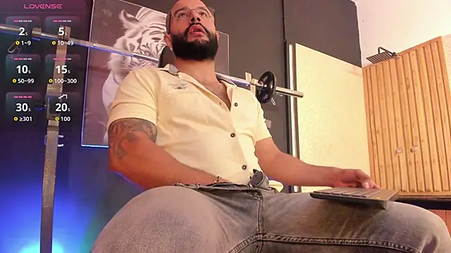 Snapshot of Luke__09 chatting on October 2025 11:34:02 AM Luke 09 online show from October 2025 11:34:02 AM