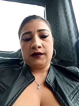 Hannahcandyy online show from January 2025 01:09:01 PM