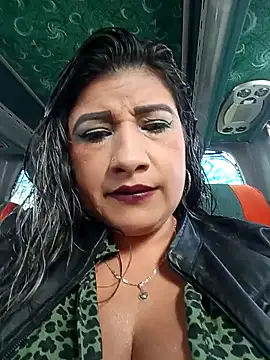 Hannahcandyy online show from January 2025 01:28:01 PM