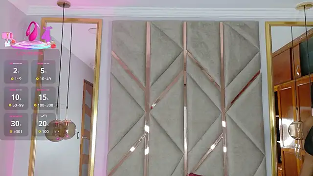 Lola King online show from October 2025 09:34:02 PM