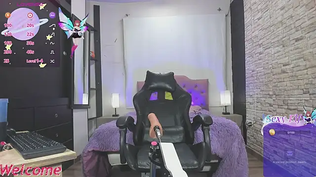 Snapshot of kitty_queen10 chatting on December 2025 03:23:01 AM kitty queen10 online show from December 2025 03:23:01 AM