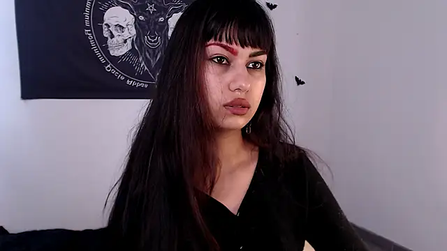 Little-Lucifer online show from December 2025 05:32:01 PM