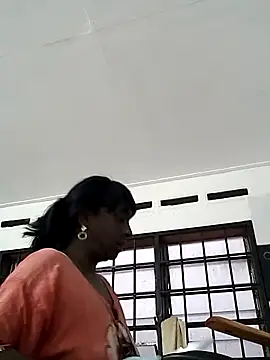 Snapshot of mamakarma1403 chatting on March 2025 11:39:02 AM mamakarma1403 online show from March 2025 11:39:02 AM