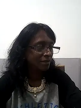 Snapshot of mamakarma1403 chatting on March 2025 12:04:02 PM mamakarma1403 online show from March 2025 12:04:02 PM