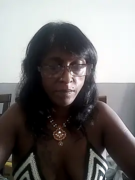 Snapshot of mamakarma1403 chatting on March 2025 12:32:01 AM mamakarma1403 online show from March 2025 12:32:01 AM