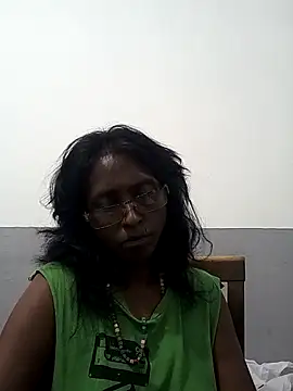 Snapshot of mamakarma1403 chatting on March 2025 11:55:01 AM mamakarma1403 online show from March 2025 11:55:01 AM