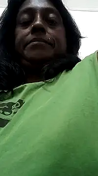 Snapshot of mamakarma1403 chatting on March 2025 02:15:02 AM mamakarma1403 online show from March 2025 02:15:02 AM