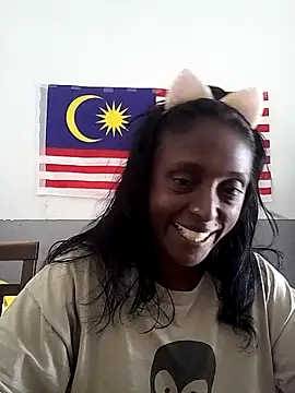 Snapshot of mamakarma1403 chatting on September 2025 03:17:01 AM mamakarma1403 online show from September 2025 03:17:01 AM