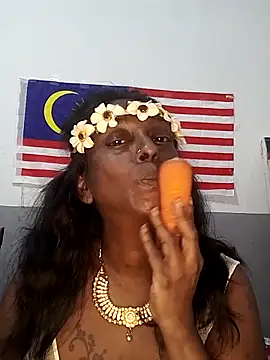 Snapshot of mamakarma1403 chatting on September 2025 03:23:01 PM mamakarma1403 online show from September 2025 03:23:01 PM