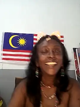 Snapshot of mamakarma1403 chatting on September 2025 04:45:02 AM mamakarma1403 online show from September 2025 04:45:02 AM