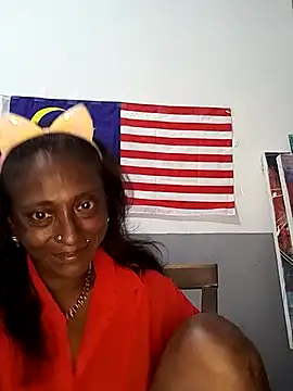 Snapshot of mamakarma1403 chatting on September 2025 12:06:01 PM mamakarma1403 online show from September 2025 12:06:01 PM