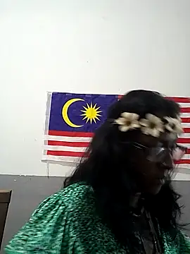 Snapshot of mamakarma1403 chatting on October 2025 12:19:02 AM mamakarma1403 online show from October 2025 12:19:02 AM