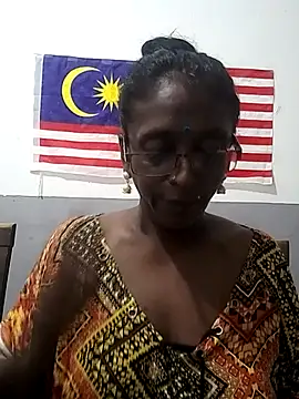 Snapshot of mamakarma1403 chatting on October 2025 02:27:02 PM mamakarma1403 online show from October 2025 02:27:02 PM