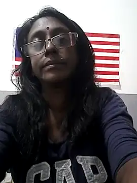 Snapshot of mamakarma1403 chatting on October 2025 05:25:02 PM mamakarma1403 online show from October 2025 05:25:02 PM