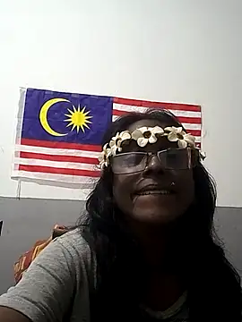 Snapshot of mamakarma1403 chatting on October 2025 03:02:01 PM mamakarma1403 online show from October 2025 03:02:01 PM