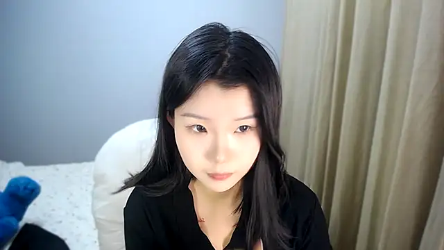 peggy-panda online show from October 2025 08:33:02 AM