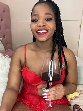 Snapshot of ItsLeyaa chatting on December 2024 12:55:02 PM ItsLeyaa online show from December 2024 12:55:02 PM