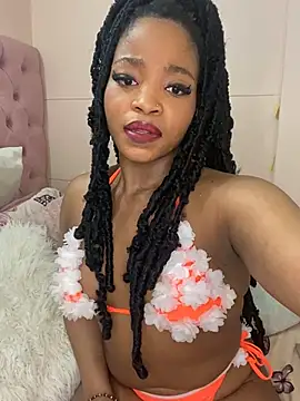 Snapshot of ItsLeyaa chatting on December 2024 09:00:01 PM ItsLeyaa online show from December 2024 09:00:01 PM